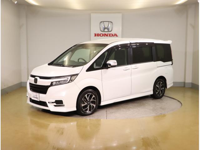 ステップワゴンスパーダ スパーダホンダセンシング　盗難防止　助手席エアバッグ　Ｗパワスラ　地デジ　ＬＥＤライト　横滑り防止システム　オートエアコン　リアカメラ　ドライブレコーダー装着車　ＵＳＢ　ナビ＆ＴＶ　三列シート（4枚目）