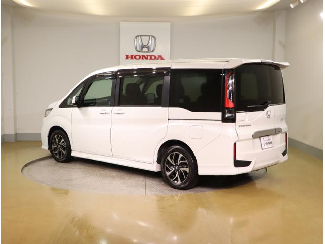 ステップワゴンスパーダ スパーダホンダセンシング　盗難防止　助手席エアバッグ　Ｗパワスラ　地デジ　ＬＥＤライト　横滑り防止システム　オートエアコン　リアカメラ　ドライブレコーダー装着車　ＵＳＢ　ナビ＆ＴＶ　三列シート（6枚目）