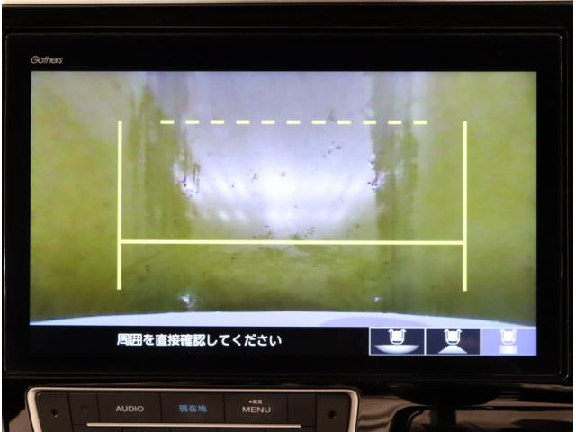 ステップワゴンスパーダ スパーダホンダセンシング　盗難防止　助手席エアバッグ　Ｗパワスラ　地デジ　ＬＥＤライト　横滑り防止システム　オートエアコン　リアカメラ　ドライブレコーダー装着車　ＵＳＢ　ナビ＆ＴＶ　三列シート（26枚目）