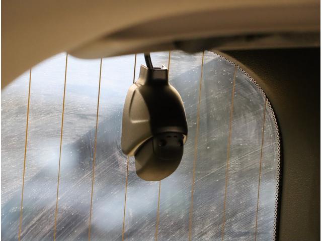 ステップワゴンスパーダ スパーダホンダセンシング　盗難防止　助手席エアバッグ　Ｗパワスラ　地デジ　ＬＥＤライト　横滑り防止システム　オートエアコン　リアカメラ　ドライブレコーダー装着車　ＵＳＢ　ナビ＆ＴＶ　三列シート（39枚目）