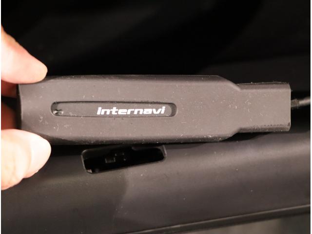 ステップワゴンスパーダ スパーダホンダセンシング　盗難防止　助手席エアバッグ　Ｗパワスラ　地デジ　ＬＥＤライト　横滑り防止システム　オートエアコン　リアカメラ　ドライブレコーダー装着車　ＵＳＢ　ナビ＆ＴＶ　三列シート（40枚目）