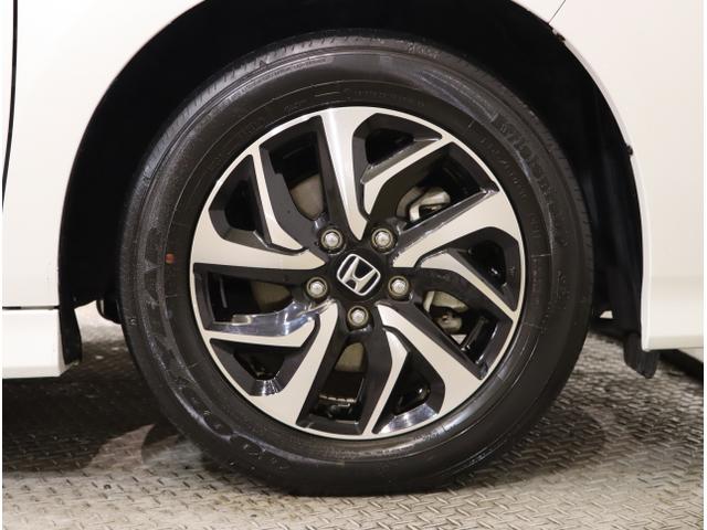 ステップワゴンスパーダ スパーダホンダセンシング　盗難防止　助手席エアバッグ　Ｗパワスラ　地デジ　ＬＥＤライト　横滑り防止システム　オートエアコン　リアカメラ　ドライブレコーダー装着車　ＵＳＢ　ナビ＆ＴＶ　三列シート（53枚目）