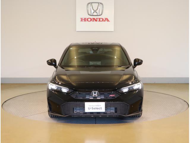 シビック ＲＳ　ＬＥＤヘッド　コーナーセンサー　衝突被害軽減ブレーキ　Ｂカメラ　シートヒーター　パワ－シ－ト　フルセグＴＶ　スマートキー　クルーズコントロール　ＵＳＢ　セキュリティアラーム　ドラレコ　ＥＴＣ（10枚目）