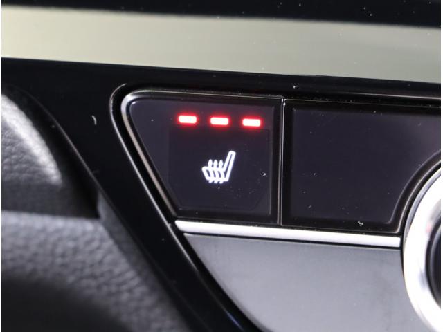 シビック ＲＳ　ＬＥＤヘッド　コーナーセンサー　衝突被害軽減ブレーキ　Ｂカメラ　シートヒーター　パワ－シ－ト　フルセグＴＶ　スマートキー　クルーズコントロール　ＵＳＢ　セキュリティアラーム　ドラレコ　ＥＴＣ（30枚目）