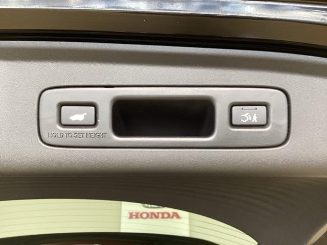 ZR-V Z 電動Rゲート マルチカメラ カーテンエアバッグ シ-トヒ-タ- 地デジ対応 ドライブレコーダー 横滑り防止装置 本革シート AAC LEDヘッドライト パーキングセンサー ターボ ナビTV ABS(37枚目)