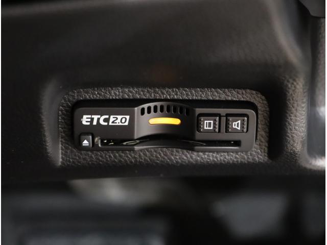ヴェゼル ｅ：ＨＥＶＺ　衝突回避支援ブレーキ機能　パノラミックビューモニター　スマキ　Ｐトランク　フルオートエアコン　Ｄレコ　エアバッグ　両席エアバック　パワーウィンドウ　ＬＥＤランプ　ソナー　クルーズＣ（32枚目）