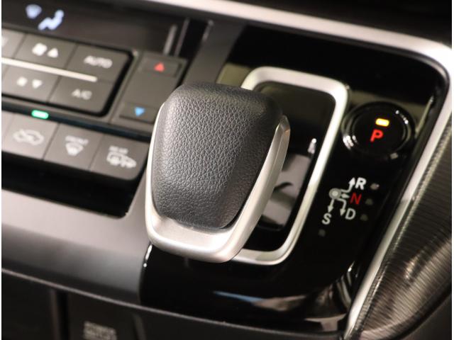 ステップワゴンスパーダ e:HEVスパーダGホンダセンシング LEDライト ドライブレコーダ セキュリティアラーム 横滑り防止装置 クルーズコントロール Bカメラ USB接続 フルセグ DVD再生可能 ナビ&TV ETC(17枚目)