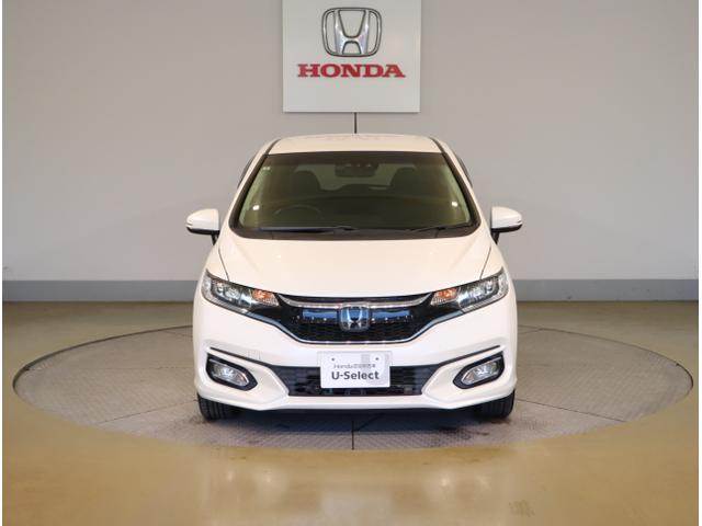フィットハイブリッド Ｌホンダセンシング　軽減ブレーキ　Ｒカメ　ＬＥＤ　サイドＳＲＳ　横滑り防止　ドライブレコーダー　フルセグテレビ　ナビＴＶ　パワーステアリング　盗難防止装置　オートクルーズ　ＥＴＣ車載器　ＤＶＤ再生（2枚目）