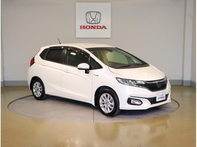 フィットハイブリッド Ｌホンダセンシング　軽減ブレーキ　Ｒカメ　ＬＥＤ　サイドＳＲＳ　横滑り防止　ドライブレコーダー　フルセグテレビ　ナビＴＶ　パワーステアリング　盗難防止装置　オートクルーズ　ＥＴＣ車載器　ＤＶＤ再生（9枚目）