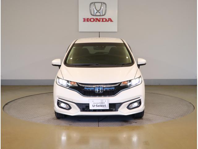 フィットハイブリッド Ｌホンダセンシング　軽減ブレーキ　Ｒカメ　ＬＥＤ　サイドＳＲＳ　横滑り防止　ドライブレコーダー　フルセグテレビ　ナビＴＶ　パワーステアリング　盗難防止装置　オートクルーズ　ＥＴＣ車載器　ＤＶＤ再生（10枚目）