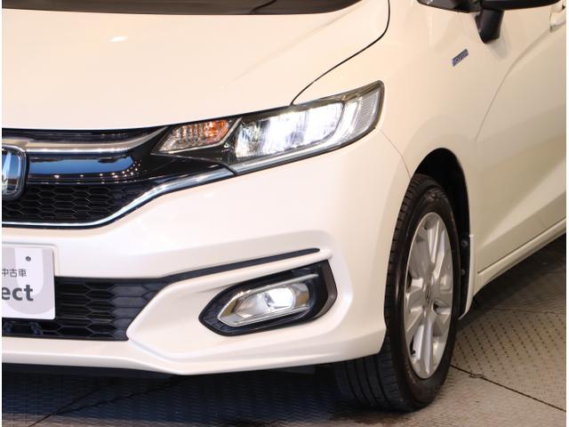 フィットハイブリッド Ｌホンダセンシング　軽減ブレーキ　Ｒカメ　ＬＥＤ　サイドＳＲＳ　横滑り防止　ドライブレコーダー　フルセグテレビ　ナビＴＶ　パワーステアリング　盗難防止装置　オートクルーズ　ＥＴＣ車載器　ＤＶＤ再生（11枚目）