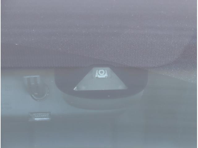 フィットハイブリッド Ｌホンダセンシング　軽減ブレーキ　Ｒカメ　ＬＥＤ　サイドＳＲＳ　横滑り防止　ドライブレコーダー　フルセグテレビ　ナビＴＶ　パワーステアリング　盗難防止装置　オートクルーズ　ＥＴＣ車載器　ＤＶＤ再生（27枚目）