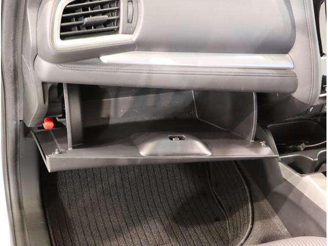 フィットハイブリッド Ｌホンダセンシング　軽減ブレーキ　Ｒカメ　ＬＥＤ　サイドＳＲＳ　横滑り防止　ドライブレコーダー　フルセグテレビ　ナビＴＶ　パワーステアリング　盗難防止装置　オートクルーズ　ＥＴＣ車載器　ＤＶＤ再生（37枚目）