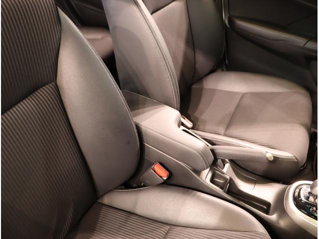 フィットハイブリッド Ｌホンダセンシング　軽減ブレーキ　Ｒカメ　ＬＥＤ　サイドＳＲＳ　横滑り防止　ドライブレコーダー　フルセグテレビ　ナビＴＶ　パワーステアリング　盗難防止装置　オートクルーズ　ＥＴＣ車載器　ＤＶＤ再生（38枚目）