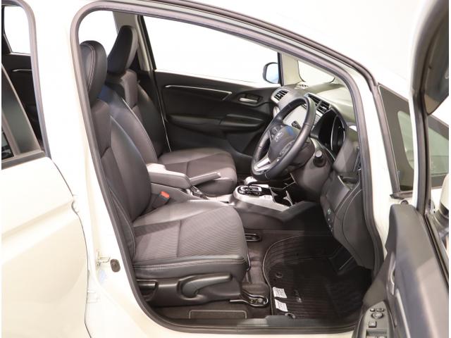 フィットハイブリッド Ｌホンダセンシング　軽減ブレーキ　Ｒカメ　ＬＥＤ　サイドＳＲＳ　横滑り防止　ドライブレコーダー　フルセグテレビ　ナビＴＶ　パワーステアリング　盗難防止装置　オートクルーズ　ＥＴＣ車載器　ＤＶＤ再生（40枚目）