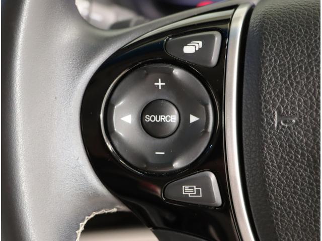 オデッセイ アブソルート・ＥＸ　ＷＡＣ　スマ－トキ－　セキュリティーアラーム　３列シート　ＤＶＤ再生　オートクルーズコントロール　パワーウィンドウ　エアバック　エアコン　サイドエアバッグ　ＬＥＤランプ　横滑り防止（29枚目）