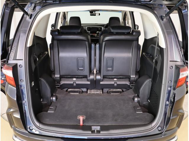 オデッセイ アブソルート・ＥＸ　ＷＡＣ　スマ－トキ－　セキュリティーアラーム　３列シート　ＤＶＤ再生　オートクルーズコントロール　パワーウィンドウ　エアバック　エアコン　サイドエアバッグ　ＬＥＤランプ　横滑り防止（42枚目）