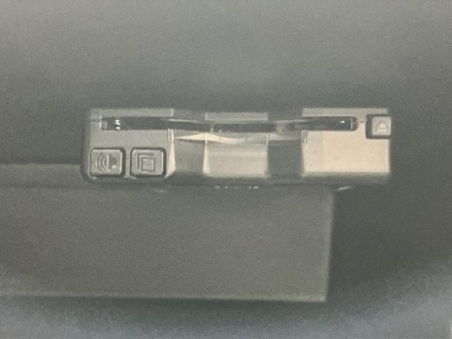 N-ONE プレミアム ホンダ認定中古車 純正ナビ バックカメラ DVD再生機能 運転席エアバック 横滑防止 イモビライザー 1セグTV USB接続 ETC装備 バックモニター 助手席エアバック パワーステ スマ-トキ-(8枚目)