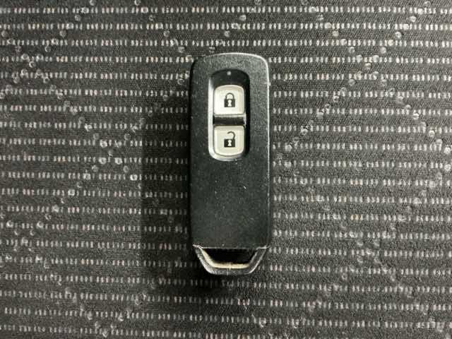 N-ONE プレミアム ホンダ認定中古車 純正ナビ バックカメラ DVD再生機能 運転席エアバック 横滑防止 イモビライザー 1セグTV USB接続 ETC装備 バックモニター 助手席エアバック パワーステ スマ-トキ-(16枚目)