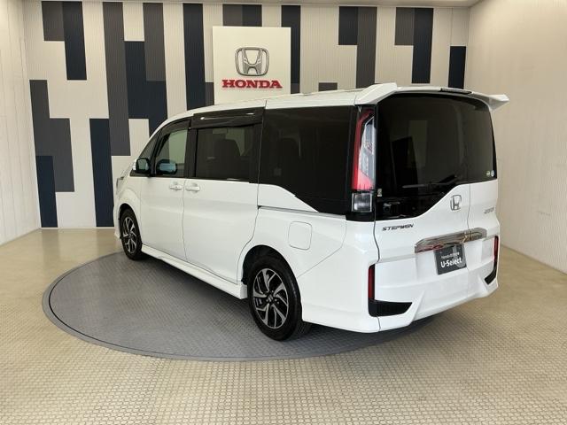 ステップワゴンスパーダ スパーダホンダセンシング ホンダ認定中古車 後席モニター LED 盗難防止 助手席エアバッグ ワンオーナ- Wパワスラ 記録簿有 リアオートエアコン 地デジ 横滑り防止システム オートエアコン リアカメラ USB ナビ&TV(26枚目)