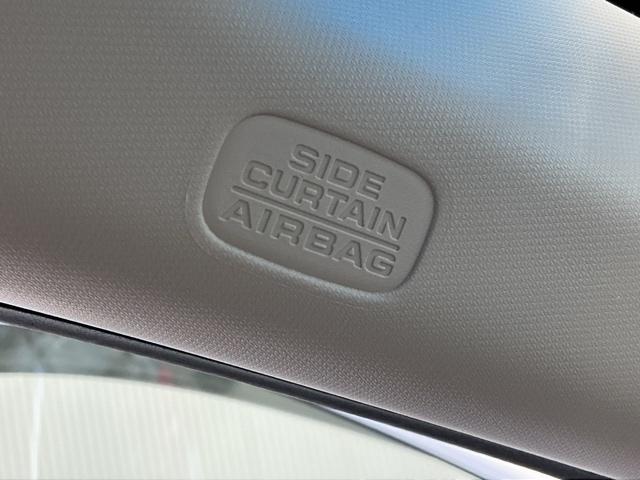 ヴェゼル Ｘ・ホンダセンシング　ホンダ認定中古車　純正ナビ　ＬＥＤライト　Ｒカメラ　Ｗエアバッグ　盗難防止　アクティブクルーズコントロール　オートエアコン　ＬＥＤランプ　衝突軽減ブレ－キ　パワステ　整備記録簿　カーテンエアバック（11枚目）
