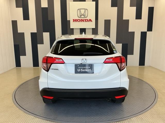 ヴェゼル Ｘ・ホンダセンシング　ホンダ認定中古車　純正ナビ　ＬＥＤライト　Ｒカメラ　Ｗエアバッグ　盗難防止　アクティブクルーズコントロール　オートエアコン　ＬＥＤランプ　衝突軽減ブレ－キ　パワステ　整備記録簿　カーテンエアバック（25枚目）