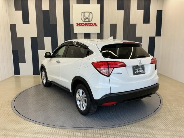 ヴェゼル Ｘ・ホンダセンシング　ホンダ認定中古車　純正ナビ　ＬＥＤライト　Ｒカメラ　Ｗエアバッグ　盗難防止　アクティブクルーズコントロール　オートエアコン　ＬＥＤランプ　衝突軽減ブレ－キ　パワステ　整備記録簿　カーテンエアバック（27枚目）