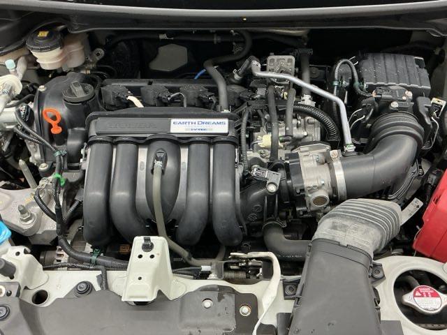 フィット １３Ｇ・Ｌホンダセンシング　ホンダ認定中古車　レンタカーアップ　ＥＴＣ車載器　サイドカーテンエアバック　ＵＳＢ　リアカメラ　エアバック　パワーウインドウ　記録簿　キーフリーシステム　ＬＥＤライト　オートエアコン　ＶＳＡ　クルコン（18枚目）