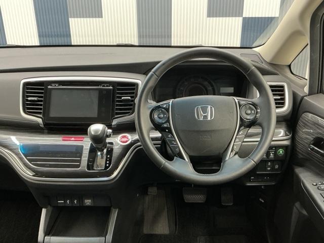 オデッセイ アブソルート・ＥＸ　ホンダ認定中古車　純正ドラレコ前　ＬＥＤ　整備記録簿　バックモニター　ＷＡＣ　フロントカメラ　スマ－トキ－　セキュリティーアラーム　３列シート　ＤＶＤ再生　サイドカメラ　オートクルーズコントロール（18枚目）