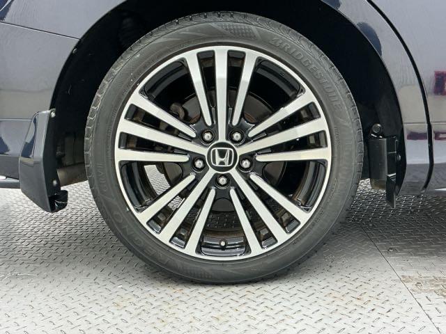 オデッセイ アブソルート・ＥＸ　ホンダ認定中古車　純正ドラレコ前　ＬＥＤ　整備記録簿　バックモニター　ＷＡＣ　フロントカメラ　スマ－トキ－　セキュリティーアラーム　３列シート　ＤＶＤ再生　サイドカメラ　オートクルーズコントロール（23枚目）