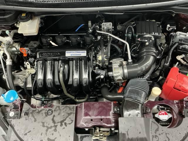 シャトル ハイブリッドＺ　ホンダ認定中古車　バックカメラ　ＥＴＣ　ワンオーナー車　衝突被害軽減ブレーキ　クルーズＣ　記録簿付　ＶＳＡ　フルセグ地デジＴＶ　シートＨ　リアカメラ　キーフリ　ＬＥＤライト　アドバンストキー　イモビ（18枚目）