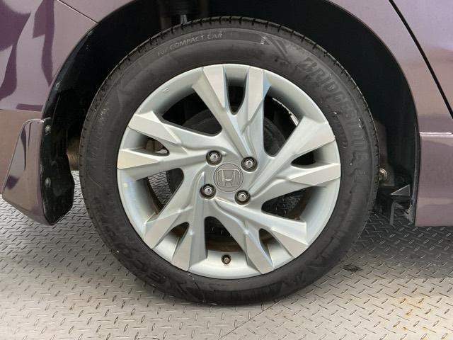 シャトル ハイブリッドＺ　ホンダ認定中古車　バックカメラ　ＥＴＣ　ワンオーナー車　衝突被害軽減ブレーキ　クルーズＣ　記録簿付　ＶＳＡ　フルセグ地デジＴＶ　シートＨ　リアカメラ　キーフリ　ＬＥＤライト　アドバンストキー　イモビ（22枚目）