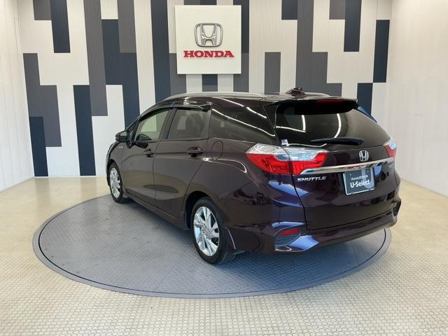 シャトル ハイブリッドＺ　ホンダ認定中古車　バックカメラ　ＥＴＣ　ワンオーナー車　衝突被害軽減ブレーキ　クルーズＣ　記録簿付　ＶＳＡ　フルセグ地デジＴＶ　シートＨ　リアカメラ　キーフリ　ＬＥＤライト　アドバンストキー　イモビ（26枚目）
