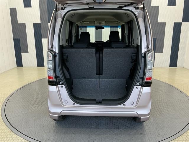 Ｎ－ＢＯＸ ＧＳＳパッケージ　ホンダ認定中古車　両側電動　バックカメラ　Ｗ電動ドア　Ｉストップ　ダブルエアバック　ＴＶナビ　点検記録簿　イモビ　１セグＴＶ　スマートキー＆プッシュスタート　ＤＶＤ視聴可　フルオートエアコン　横滑防止（19枚目）