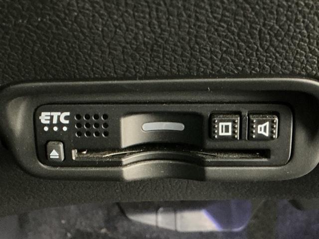 ヴェゼル Ｘ・ホンダセンシング　ホンダ認定中古車　純正ドラレコ前　ＬＥＤ　シートヒーター　Ｒカメラ　Ｗエアバッグ　盗難防止　アクティブクルーズコントロール　オートエアコン　衝突軽減ブレ－キ　パワステ　整備記録簿　Ｄレコ　ＵＳＢポート（9枚目）