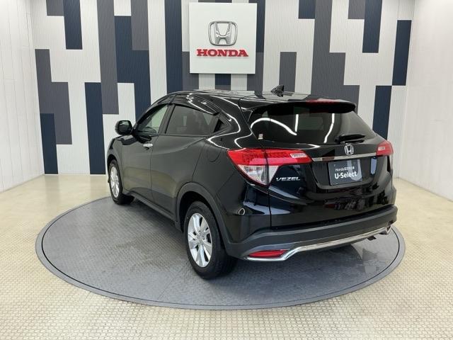 ヴェゼル Ｘ・ホンダセンシング　ホンダ認定中古車　純正ドラレコ前　ＬＥＤ　シートヒーター　Ｒカメラ　Ｗエアバッグ　盗難防止　アクティブクルーズコントロール　オートエアコン　衝突軽減ブレ－キ　パワステ　整備記録簿　Ｄレコ　ＵＳＢポート（28枚目）