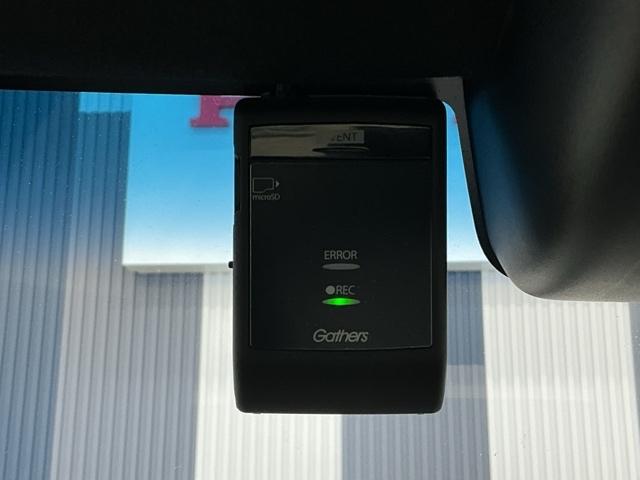 Ｎ－ＢＯＸカスタム Ｇ・Ｌホンダセンシング　ホンダ認定中古車　純正ドラレコ前後　地デジＴＶ　整備記録簿　助手席エアバッグ　キーレス　アイドリングＳＴ　セキュリティーアラーム　スマ－トキ－　リアカメラ　ナビＴＶ　ＥＴＣ　前車追従機能　ＤＶＤ（6枚目）