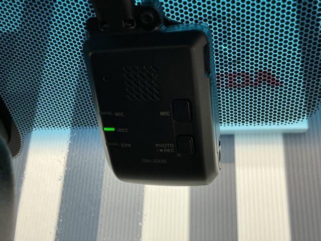 �����h���C�u���R�[�_�[���O��ɕt���Ă���܂��I������̎���y�����h���C�u�V�[���̋L�^�E�Đ����\�ł��I