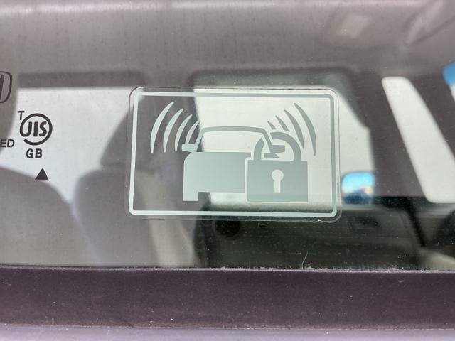 Ｎ－ＢＯＸ Ｇ・Ｌパッケージ　ホンダ認定中古車　ワンオーナー　両側電動　両ＰＳＤ　Ｉ－ＳＴＯＰ　１オ－ナ－　全席ＰＷ　イモビライザー　ナビテレビ　地ＴＶ　ＡＡＣ　横滑り防止　スマートキー　ＤＶＤ再生　ＡＢＳ　ＥＴＣ　キーレスＥ（12枚目）