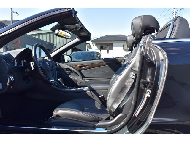 ＳＬ ＳＬ３５０ナイトエディション　純正ＨＤＤナビ　ブルートゥース接続可能　ディーラー車　左ハンドル　ドライブレコーダー　ブラックレザーシート　パワーシート　ＥＴＣ　パワーテールゲート　クリアランスソナー　純正１９インチアルミ（46枚目）