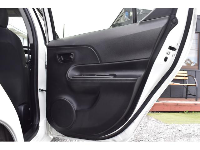 アクア Sスタイルブラック 純正9インチSDナビ フルセグTV ブルートゥース接続可能 バックカメラ ETC2.0 ドライブレコーダー スマートキ― LEDヘッドライト オートハイビーム 記録簿 純正15インチアルミ(63枚目)