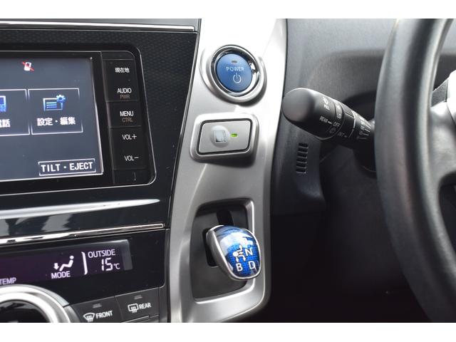 プリウスアルファ Ｓツーリングセレクション　純正ＳＤナビ　フルセグＴＶ　ブルートゥース接続可能　バックカメラ　ＬＥＤヘッドライト　スマートキ―　ＥＴＣ　純正１７インチアルミ　サイドエアバック　カーテンエアバック　フォグランプ（9枚目）