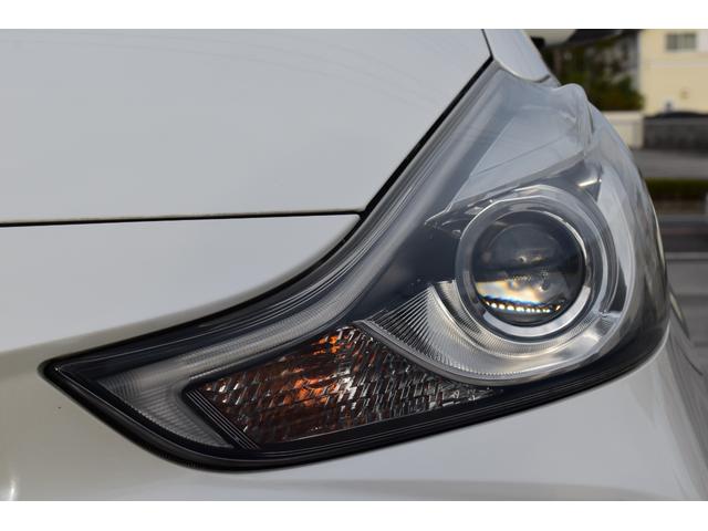 プリウスアルファ Ｓツーリングセレクション　純正ＳＤナビ　フルセグＴＶ　ブルートゥース接続可能　バックカメラ　ＬＥＤヘッドライト　スマートキ―　ＥＴＣ　純正１７インチアルミ　サイドエアバック　カーテンエアバック　フォグランプ（22枚目）