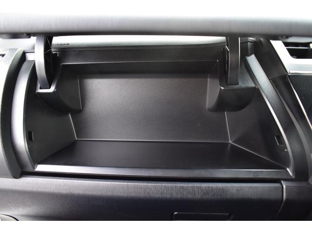 プリウスアルファ Ｓツーリングセレクション　純正ＳＤナビ　フルセグＴＶ　ブルートゥース接続可能　バックカメラ　ＬＥＤヘッドライト　スマートキ―　ＥＴＣ　純正１７インチアルミ　サイドエアバック　カーテンエアバック　フォグランプ（28枚目）