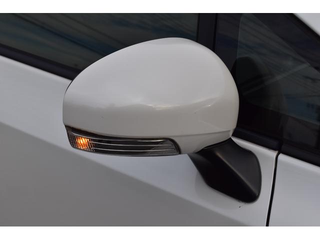 プリウスアルファ Ｓツーリングセレクション　純正ＳＤナビ　フルセグＴＶ　ブルートゥース接続可能　バックカメラ　ＬＥＤヘッドライト　スマートキ―　ＥＴＣ　純正１７インチアルミ　サイドエアバック　カーテンエアバック　フォグランプ（50枚目）