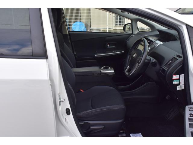 プリウスアルファ Ｓツーリングセレクション　純正ＳＤナビ　フルセグＴＶ　ブルートゥース接続可能　バックカメラ　ＬＥＤヘッドライト　スマートキ―　ＥＴＣ　純正１７インチアルミ　サイドエアバック　カーテンエアバック　フォグランプ（52枚目）