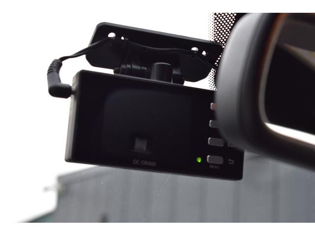 アバルト595 ツーリズモ ストラーダメモリーナビ バックカメラ フルセグTV ブルートゥース接続可能 ブラウンレザーシート ETC 純正キーレスエントリー ディスチャージライト 純正17インチアルミ クリアランスソナー(4枚目)