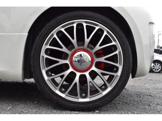 アバルト595 ツーリズモ ストラーダメモリーナビ バックカメラ フルセグTV ブルートゥース接続可能 ブラウンレザーシート ETC 純正キーレスエントリー ディスチャージライト 純正17インチアルミ クリアランスソナー(22枚目)