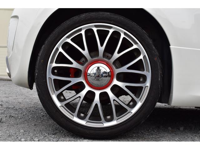 アバルト595 ツーリズモ ストラーダメモリーナビ バックカメラ フルセグTV ブルートゥース接続可能 ブラウンレザーシート ETC 純正キーレスエントリー ディスチャージライト 純正17インチアルミ クリアランスソナー(23枚目)