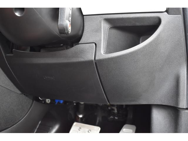 アバルト595 ツーリズモ ストラーダメモリーナビ バックカメラ フルセグTV ブルートゥース接続可能 ブラウンレザーシート ETC 純正キーレスエントリー ディスチャージライト 純正17インチアルミ クリアランスソナー(32枚目)